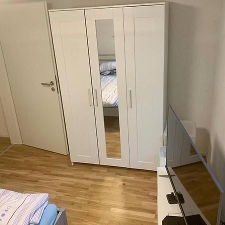 Modernes Studio Mit Separater Kueche 罗伊特林根 外观 照片